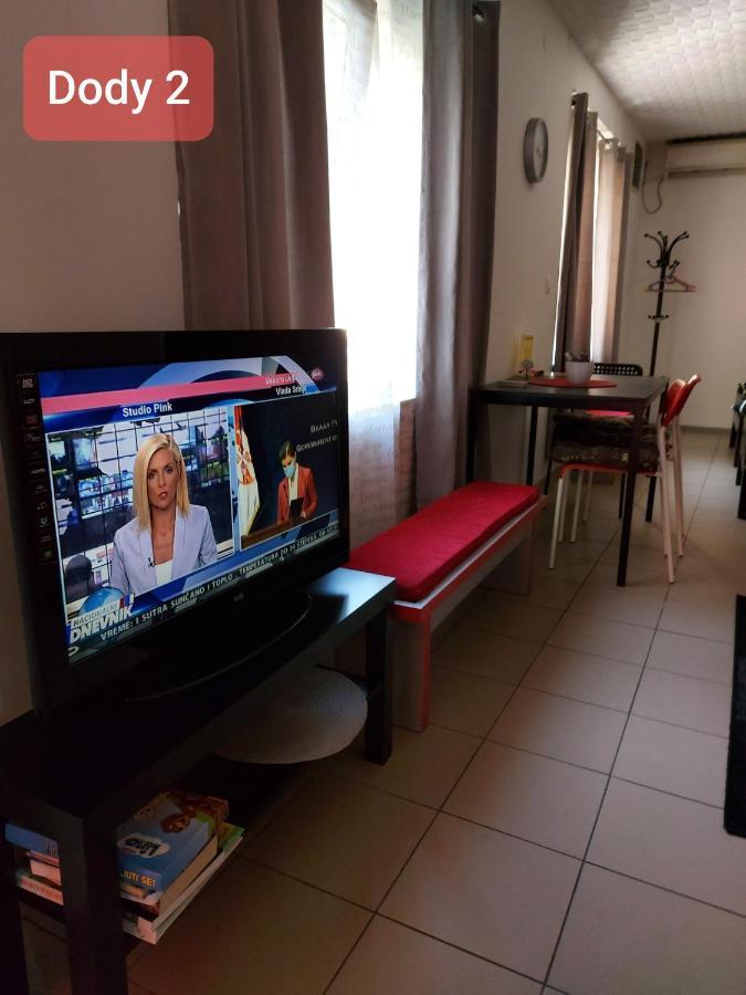 Dody Apartmani Лесковац Екстериор снимка