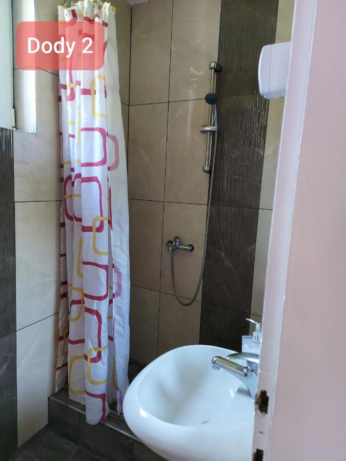 Dody Apartmani Лесковац Екстериор снимка