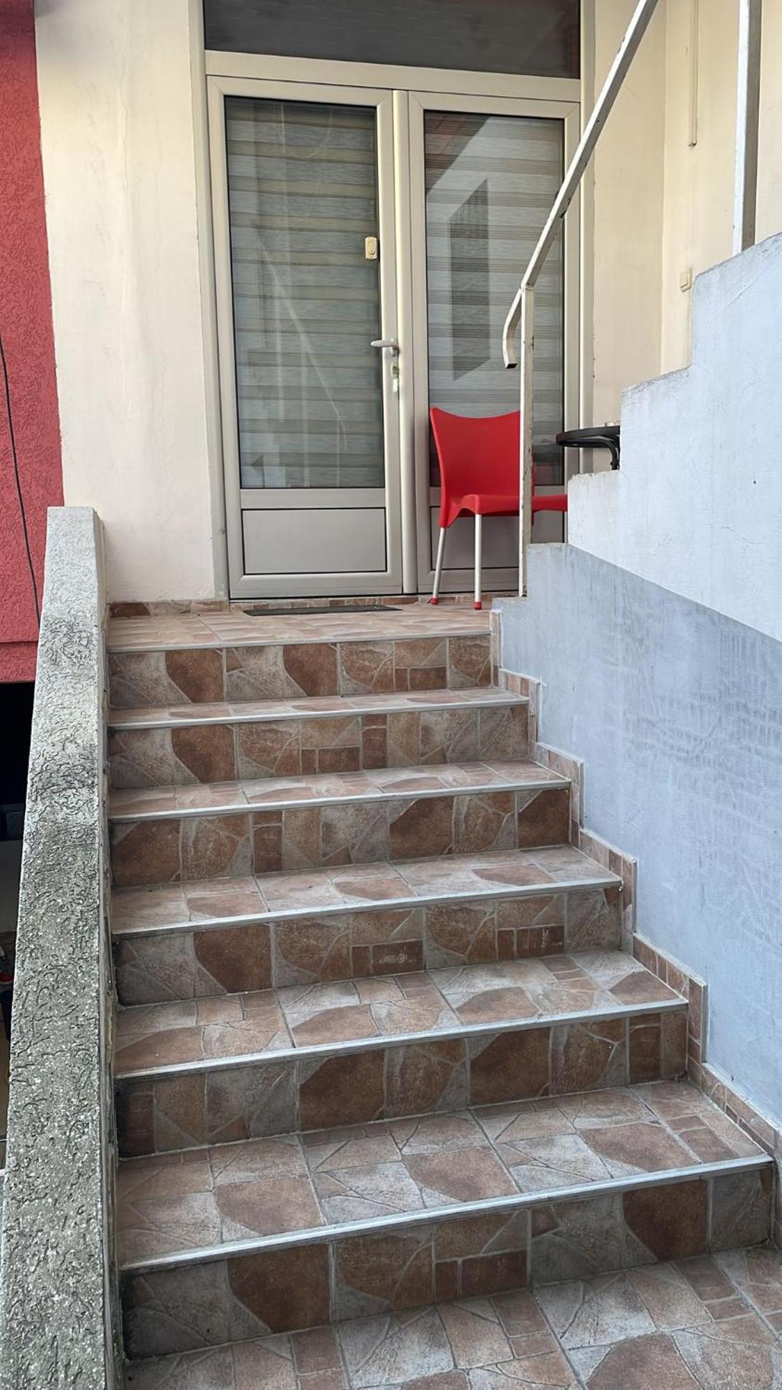 Dody Apartmani Лесковац Екстериор снимка